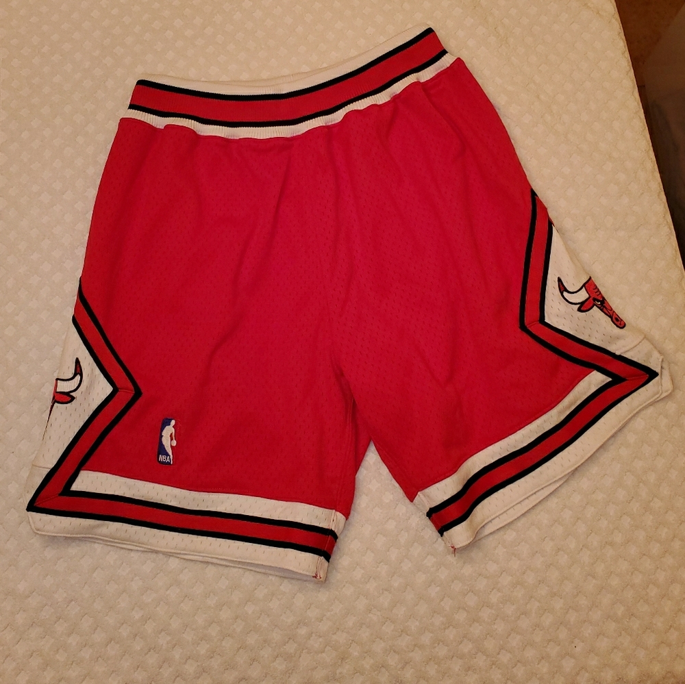 Swingman Shorts Chicago Bulls Road 1997-98
